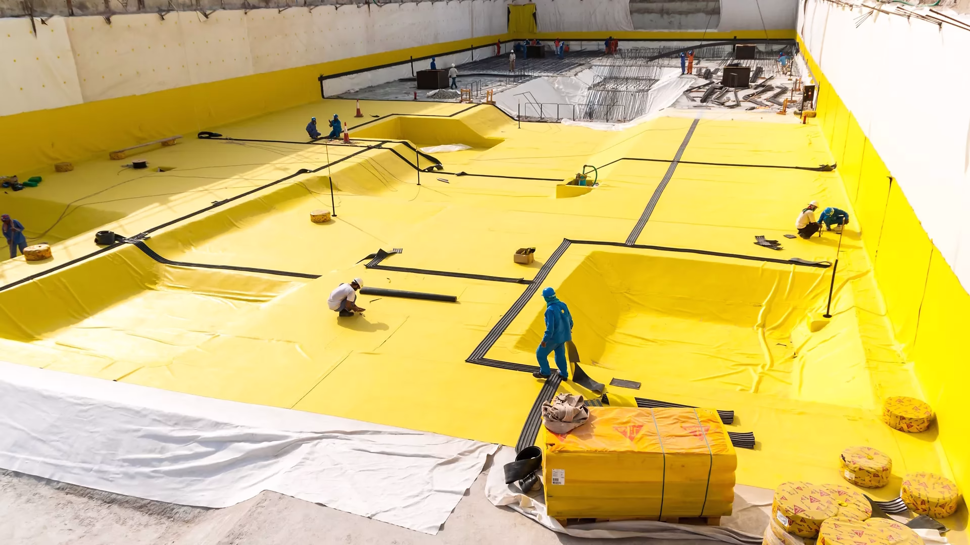 Professional basement waterproofing services in UAE by Alam Almadina.